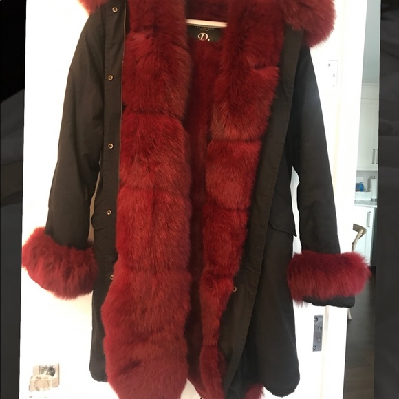 Damian Fur Coat. - Picture 1 of 4